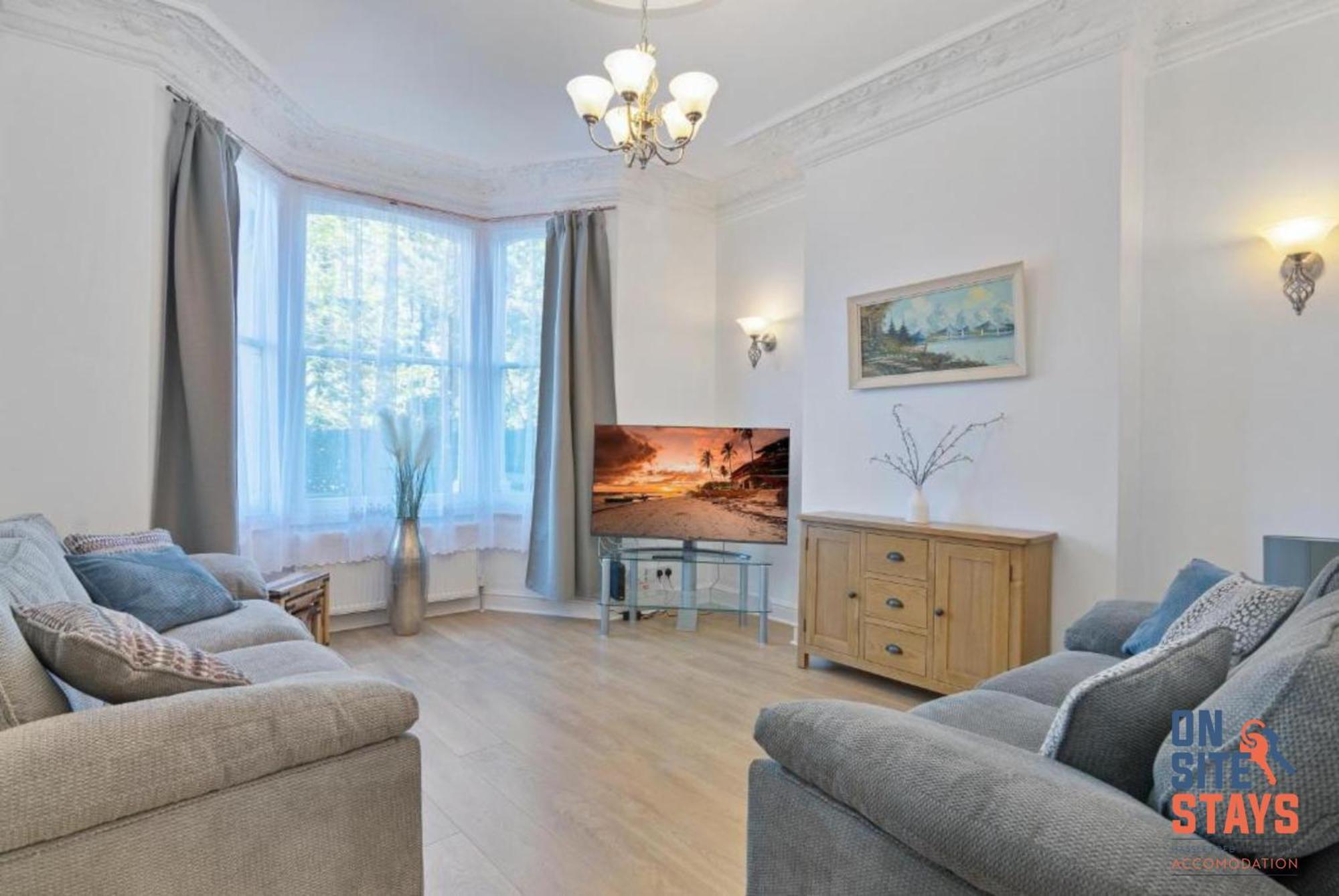 Onsitestays - Tranquil 2 Bedroom Apartment With Large Kitchen, Private Garden Near Wimbledon Station 伦敦 外观 照片