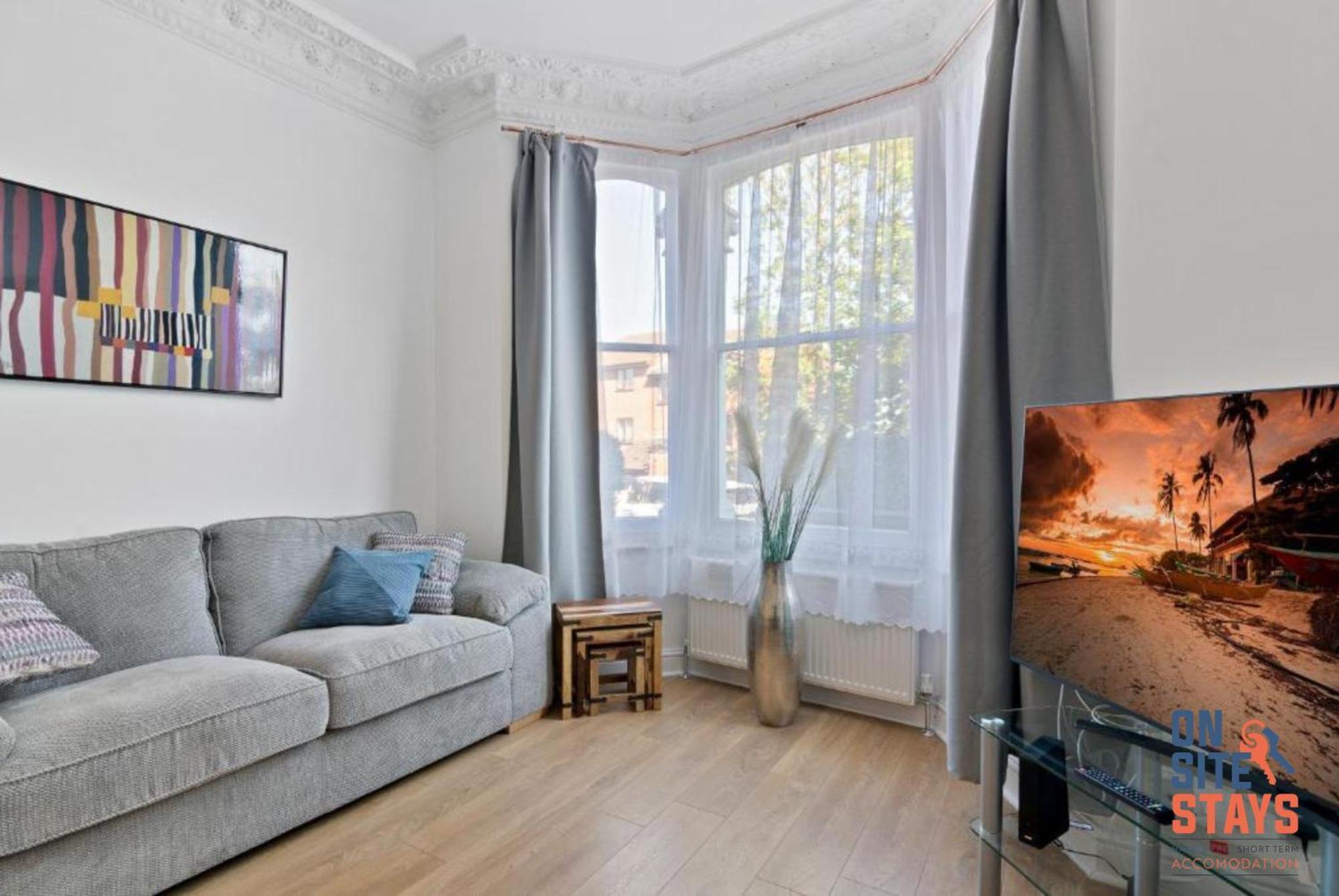 Onsitestays - Tranquil 2 Bedroom Apartment With Large Kitchen, Private Garden Near Wimbledon Station 伦敦 外观 照片