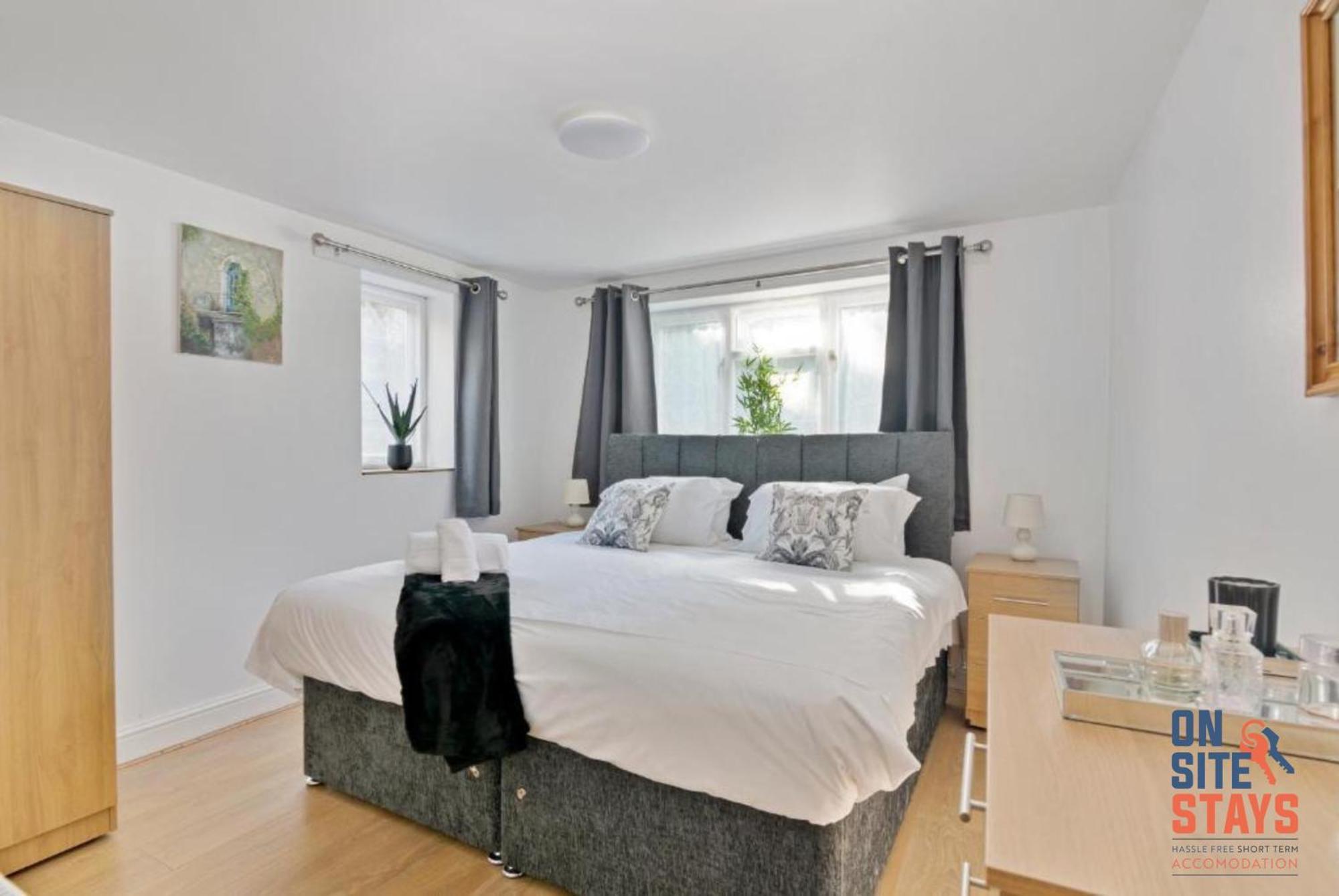 Onsitestays - Tranquil 2 Bedroom Apartment With Large Kitchen, Private Garden Near Wimbledon Station 伦敦 外观 照片